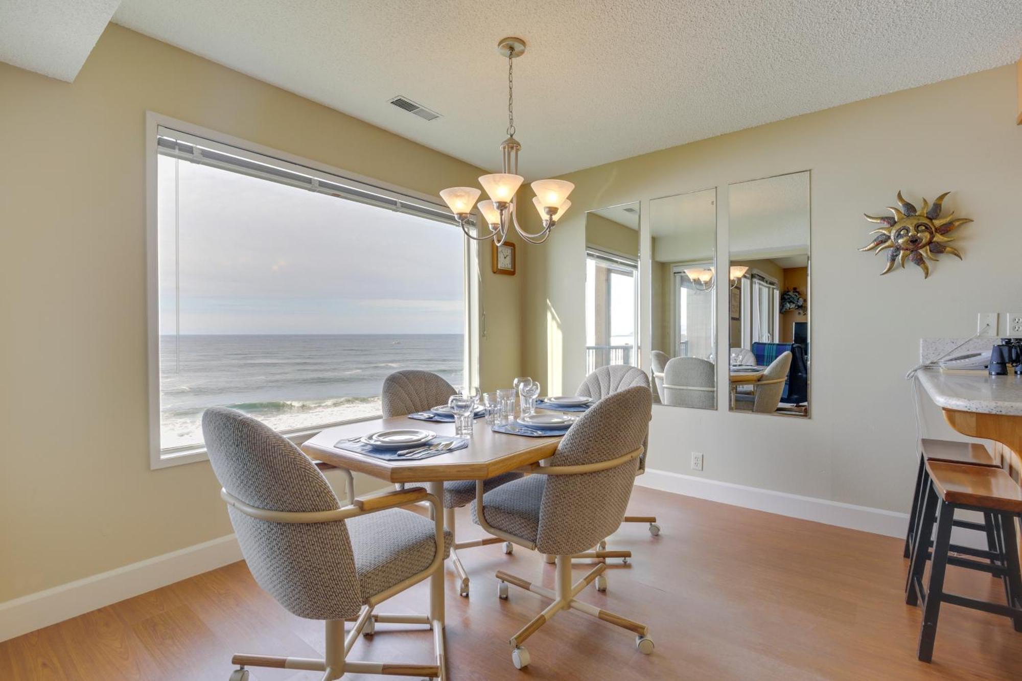 Comfortable Lincoln City Condo With Patio And Views! Luaran gambar